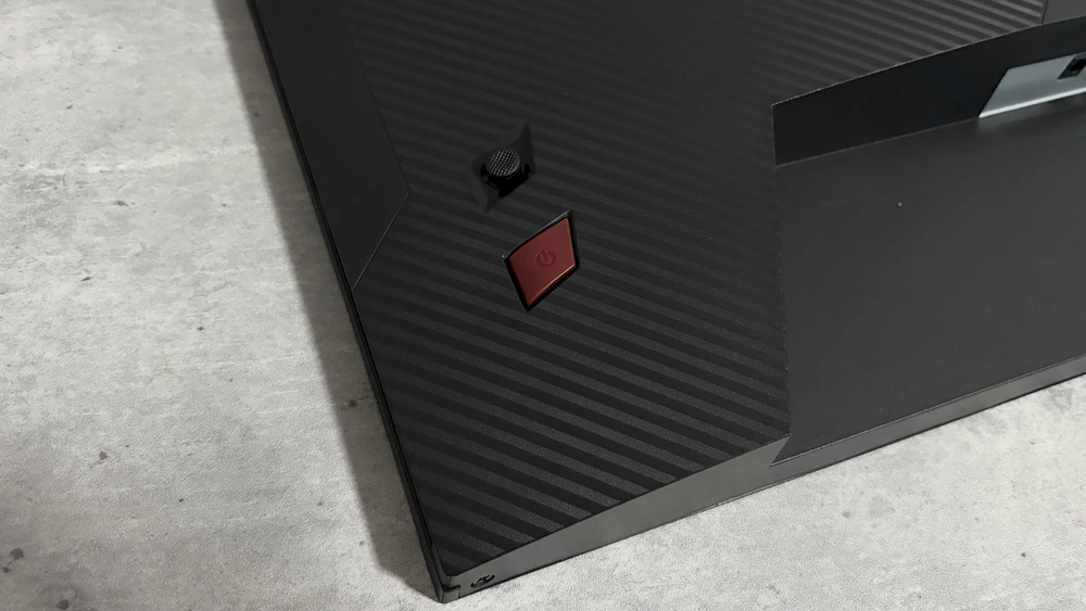 KTC 27M1 Proの背面の操作ボタン